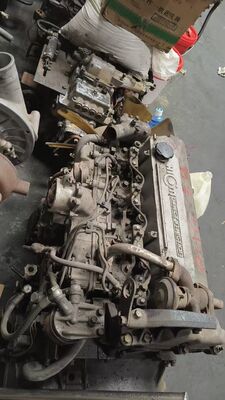 Parties de camions japonais USED Assemblage du moteur Bon état Pour ISUZU NPR 4HG1T 4HG1 en vente Parties usagées Isuzu