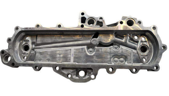 Couvercle de refroidisseur d'huile de pièces de camion japonais 21302 – 97513 pour camion NISSAN/UD PF6 PF6T, pièces de camion Nissan