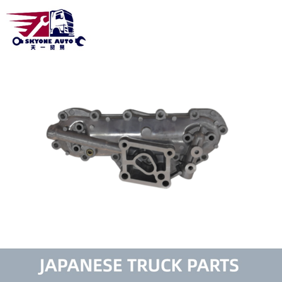 Parties de camions japonais Couverture du refroidisseur d'huile 15701-56011 pour TOYOTA DYNA BU80 14B 13B Parties de moteur japonaises
