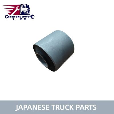 Pièces de camion japonaises 1517790670 1-51779067-0 Bague de barre stabilisatrice pour camion ISUZU EXR50 PIÈCES DE CAMION ISUZU