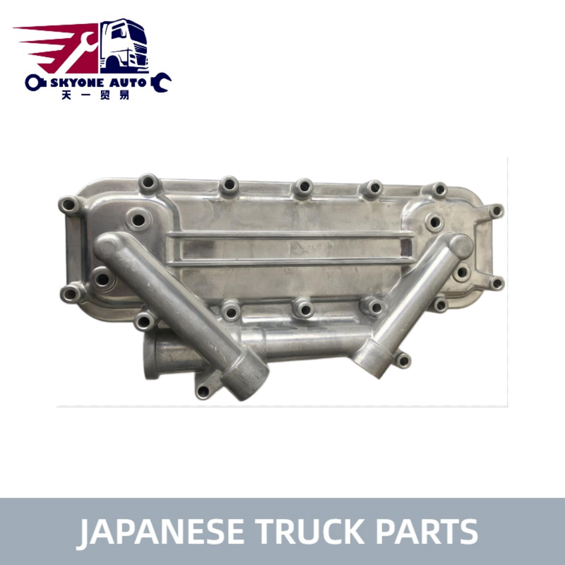 Parties de camions japonais Couverture du refroidisseur d'huile 15710-1031 15710-1280 pour HINO EK100 Parties de camions HINO MOTEUR